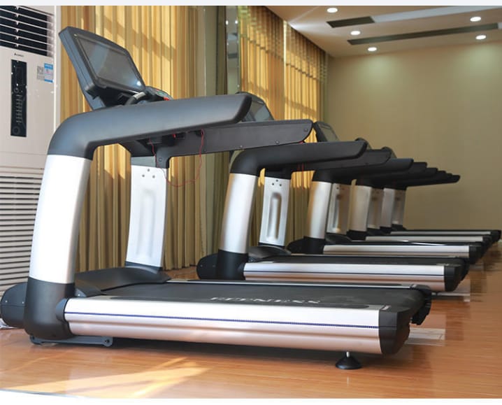 Life Fitness Commercial Treadmill - Image 3